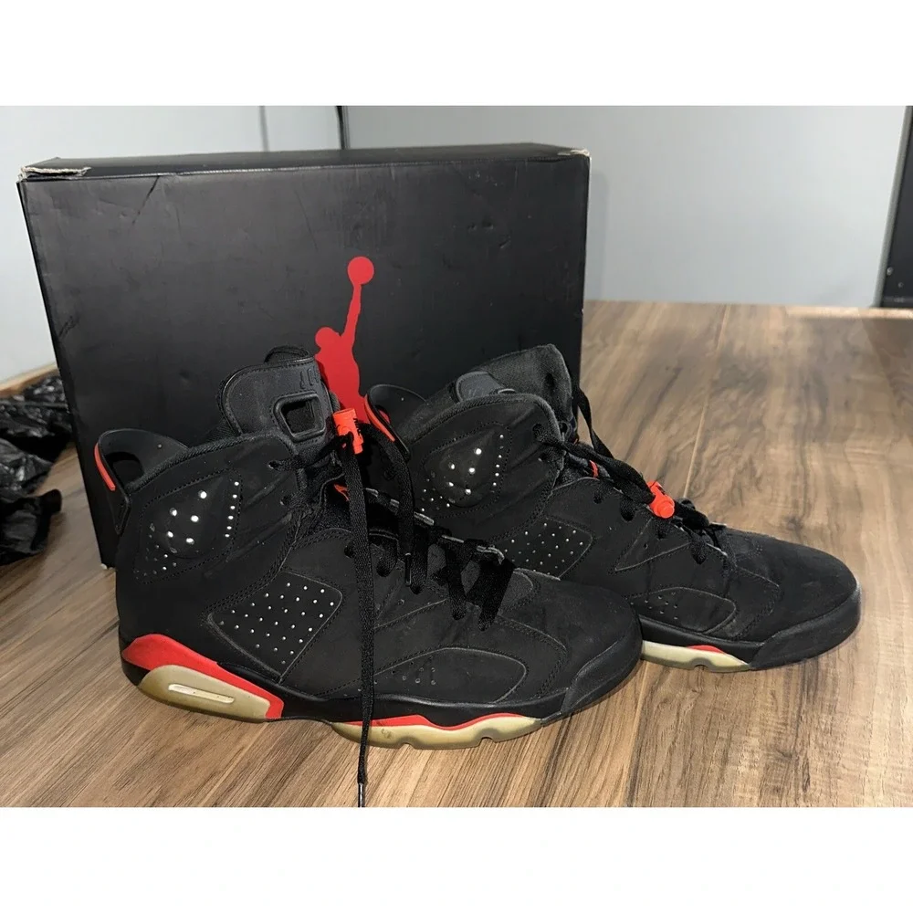 Size‎ 11 - Jordan 6 Retro Men's Black Infrared With Box (384664-060)